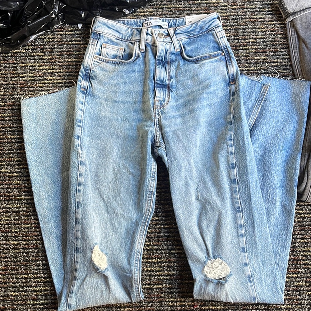Zara 00 denim slim flare with split at ends